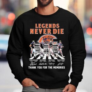 Honoring Chicago Bears Icons With This Timeless Legends Never Fade Sweatshirt