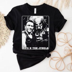 Wild Adventure Style With Predator Gang Graphic T-shirt Wild Adventure Style With Predator Gang Graphic T-shirt