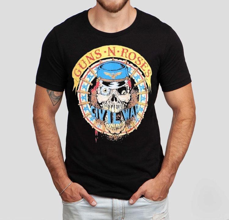 Guns N Roses iconic skull design battle themed t-shirt Guns N Roses iconic skull design battle themed t-shirt
