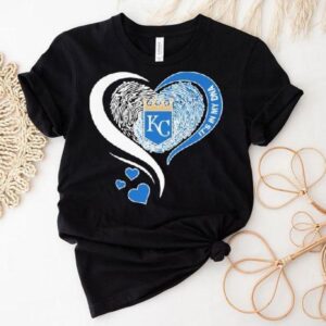 Royals pride flows through my veins in this DNA heart t-shirt