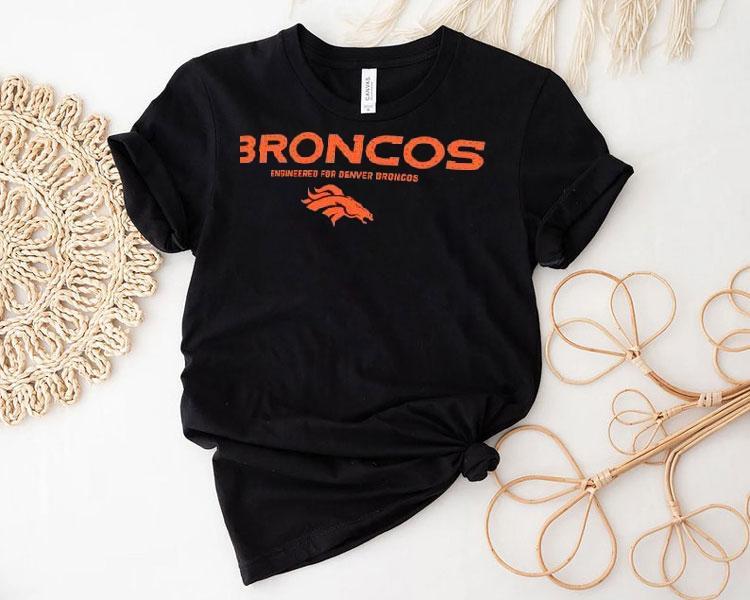 Broncos team spirit shines in this stylish sideline t-shirt Broncos team spirit shines in this stylish sideline t-shirt