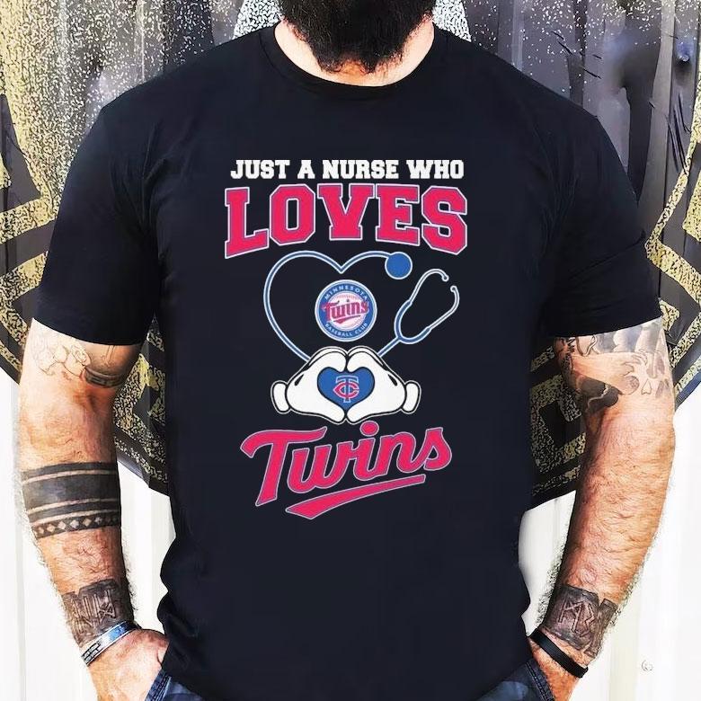 Minnesota Twins Fan Shows Team Spirit With Heart Hands T-shirt Minnesota Twins Fan Shows Team Spirit With Heart Hands T-shirt