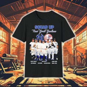 Show your team pride with this stylish Yankees t-shirt