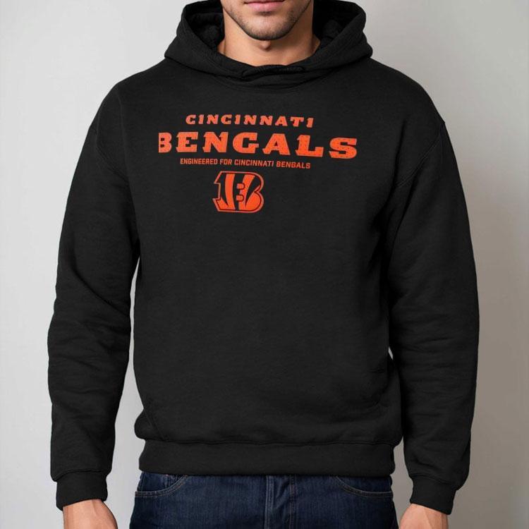 Bengals players show team spirit with stylish sideline t-shirt Bengals players show team spirit with stylish sideline t-shirt