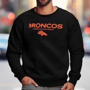 Broncos team spirit shines in this stylish sideline t-shirt 3 Broncos Team Spirit Shines In This Stylish Sideline Sweatshirt