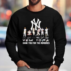 Yankees supporters cherish unforgettable moments with this t-shirt 3 Yankees Supporters Cherish Unforgettable Moments With This Sweatshirt