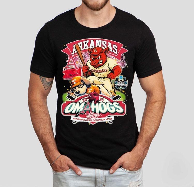 Arkansas Razorbacks Stomp Tennessee Volunrs Ncaa 2025 College World Series Mascot Shirt Arkansas Razorbacks Stomp Tennessee Volunrs Ncaa 2025 College World Series Mascot Shirt