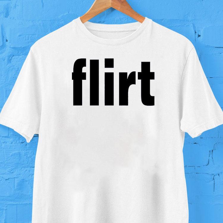 Chicken S Date Amelia Dimoldenberg Wearing Flirt Shirt Chicken S Date Amelia Dimoldenberg Wearing Flirt Shirt