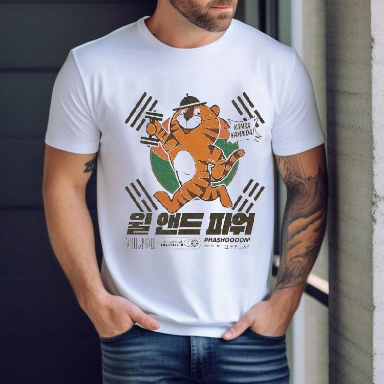 Calum Von Moger Korea Kamsa Hamnida Phashoon Shirt Calum Von Moger Korea Kamsa Hamnida Phashoon Shirt