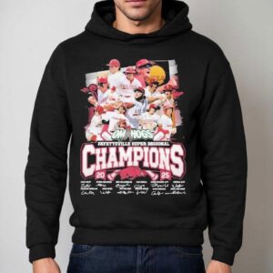 Arkansas Razorbacks Fayetteville Super Regional Champions 2025 Signatures Shirt 2 Arkansas Razorbacks Fayetteville Super Regional Champions Signatures Hoodie