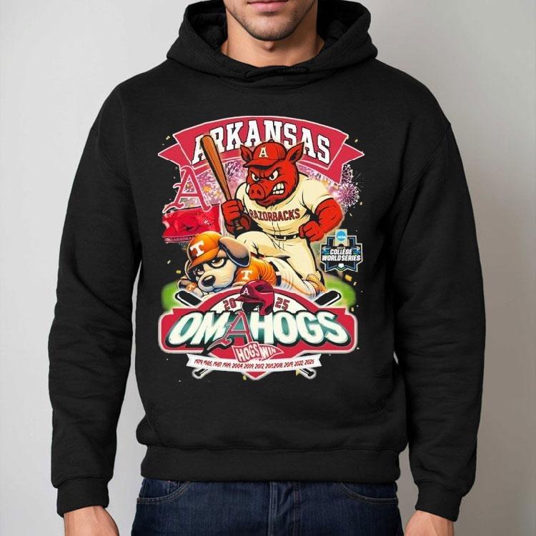 Arkansas Razorbacks Stomp Tennessee Volunrs Ncaa 2025 College World Series Mascot Shirt Arkansas Razorbacks Stomp Tennessee Volunrs Ncaa 2025 College World Series Mascot Shirt