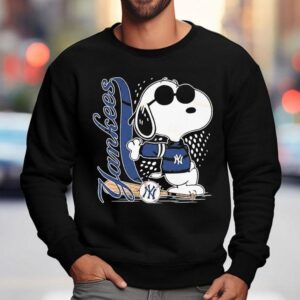 Snoopy The Peanuts Fan New York Yankees Shirt 3 Snoopy The Peanuts Fan New York Yankees Sweatshirt