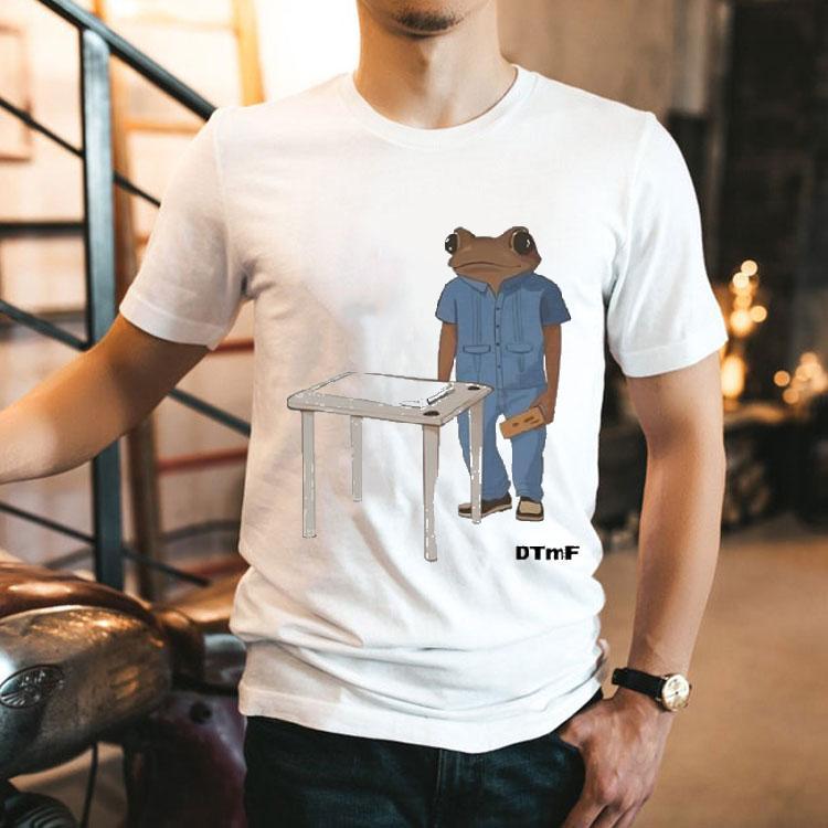 Bad Bunny Deb Tirar Ms Fotos Concho Table Frog Shirt Bad Bunny Deb Tirar Ms Fotos Concho Table Frog Shirt