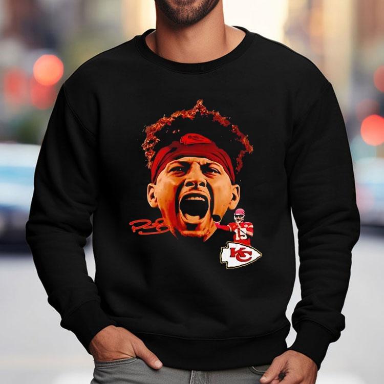 Patrick Mahomes Bigface Kansas City Chiefs Football Signature Shirt Patrick Mahomes Bigface Kansas City Chiefs Football Signature Shirt