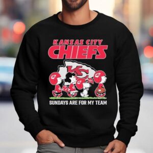 Snoopy And Charlie Brown The Peanuts Kansas City Chiefs Sundays Are For My Team Shirt 3 Snoopy And Charlie Brown The Peanuts Kansas City Chiefs Sundays Are For My Team Sweatshirt