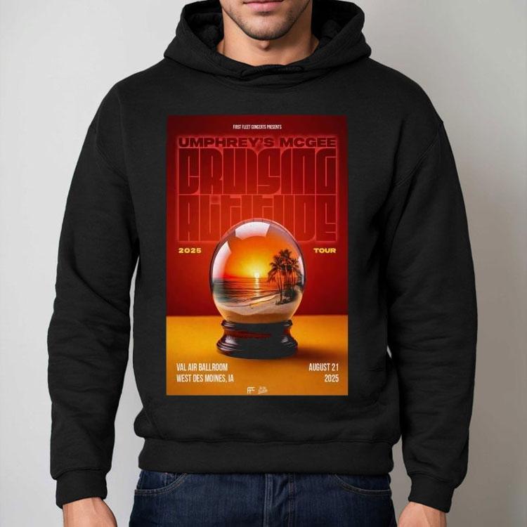 Umphrey’s Mcgee Aug 21 2025 Tour West Des Moines Globe Shirt Umphrey’s Mcgee Aug 21 2025 Tour West Des Moines Globe Shirt