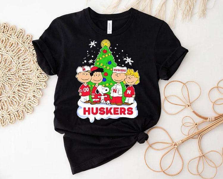 Peanuts Characters X Nebraska Cornhuskers Chrismas Shirt Peanuts Characters X Nebraska Cornhuskers Chrismas Shirt