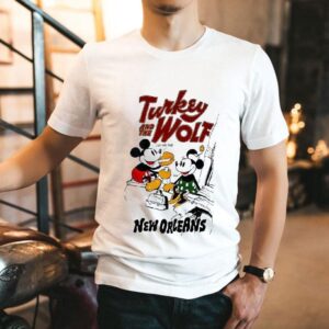 Turkey And The Wolf I Am Very High Mickey Mouse And Minnie Mouse Disney New Orleans Cheese Shirt