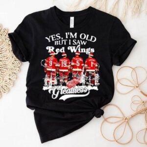 Yes I’m Old But I Saw Detroit Red Wings Greatness Legends Christmas Signatures Shirt Yes I’m Old But I Saw Detroit Red Wings Greatness Legends Christmas Signatures Shirt