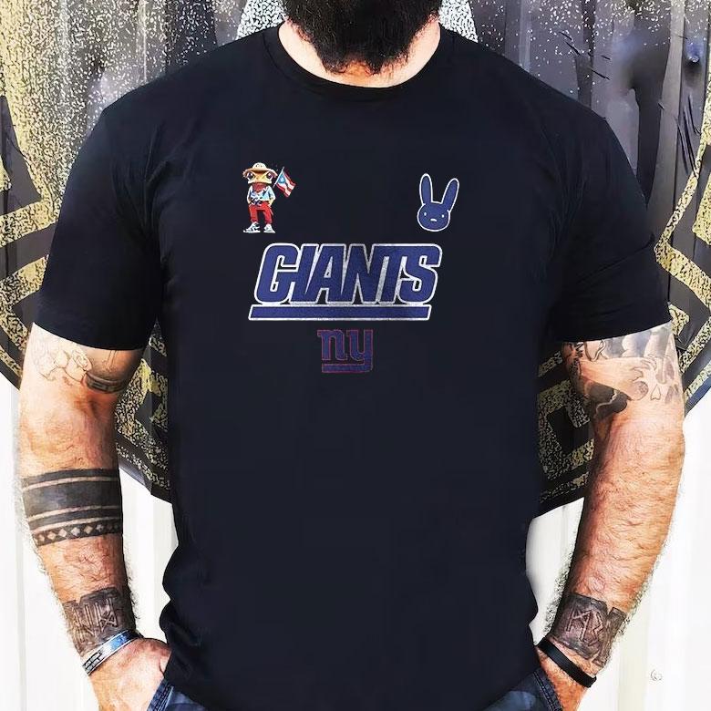 New York Giants X Bad Bunny Super Bowl 2026 Portrait Art Signature Shirt New York Giants X Bad Bunny Super Bowl 2026 Portrait Art Signature Shirt