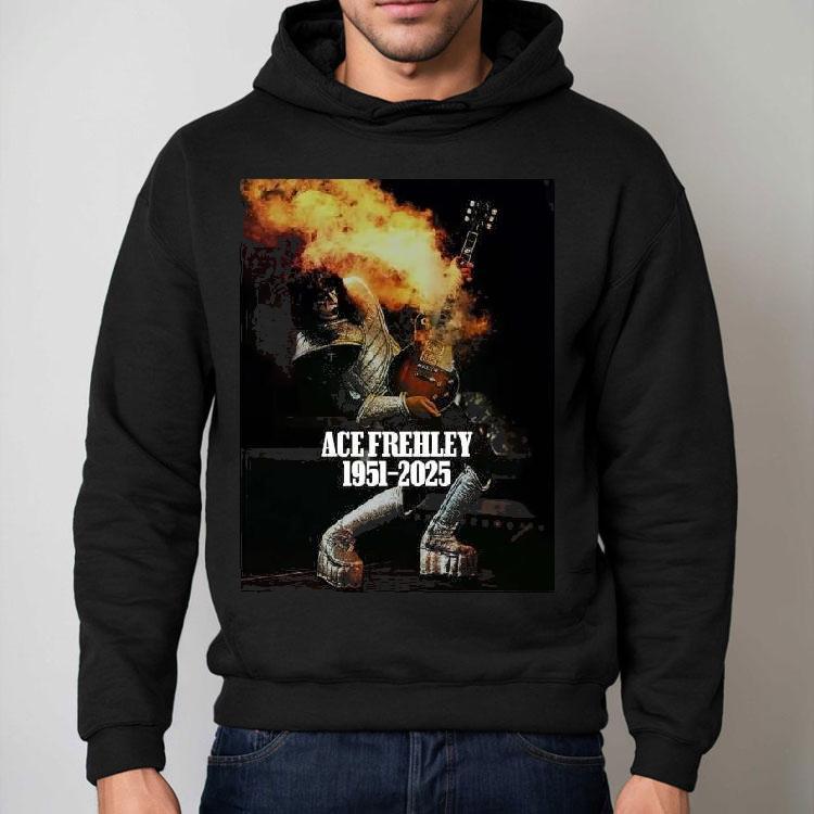 Kiss Ace Frehley Rest In Peace 1951-2025 Signature Photo Thank You For The Memories Shirt Kiss Ace Frehley Rest In Peace 1951-2025 Signature Photo Thank You For The Memories Shirt