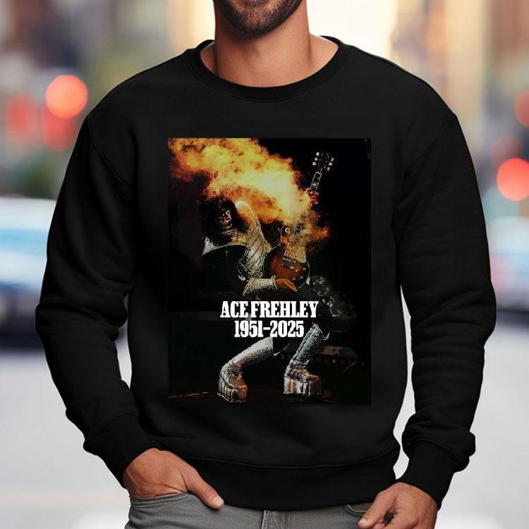 Kiss Ace Frehley Rest In Peace 1951-2025 Signature Photo Thank You For The Memories Shirt Kiss Ace Frehley Rest In Peace 1951-2025 Signature Photo Thank You For The Memories Shirt