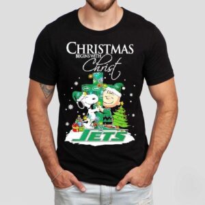 Christmas Begins With Christ New York Jets X Snoopy And Charlie Brown Shirt Christmas Begins With Christ New York Jets X Snoopy And Charlie Brown Shirt