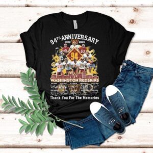 Washington Redskins Th Anniversary Players Signatures Thank You For The Memories Skyline Tshirt