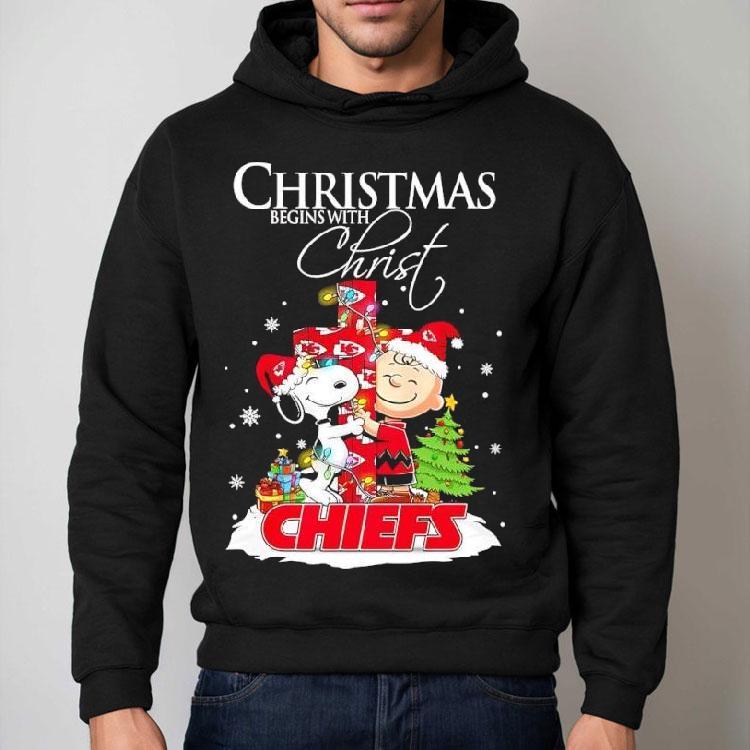 Christmas Begins With Christ Kansas City Chiefs X Snoopy And Charlie Brown Shirt Christmas Begins With Christ Kansas City Chiefs X Snoopy And Charlie Brown Shirt