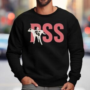 Kunal Kamra Wearing Pss Dog Pee Shirt 3 Kunal Kamra Wearing Pss Dog Pee Sweatshirt