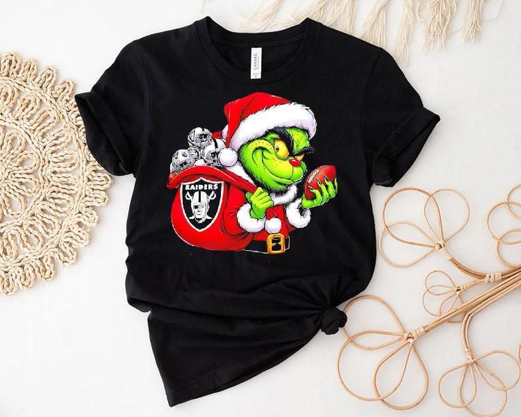 Grinch Holding Las Vegas Raiders Grinchmas Shirt 4 Grinch Holding Las Vegas Raiders Grinchmas Tshirt