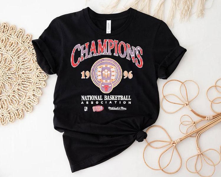 Chicago Bulls 1996 Champions National Basketball Association Shirt Chicago Bulls 1996 Champions National Basketball Association Shirt
