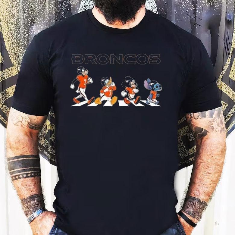 Denver Broncos X Stitch Mickey Mouse Donald Duck And Goofy Dog Abbey Road 2025 Shirt Denver Broncos X Stitch Mickey Mouse Donald Duck And Goofy Dog Abbey Road 2025 Shirt