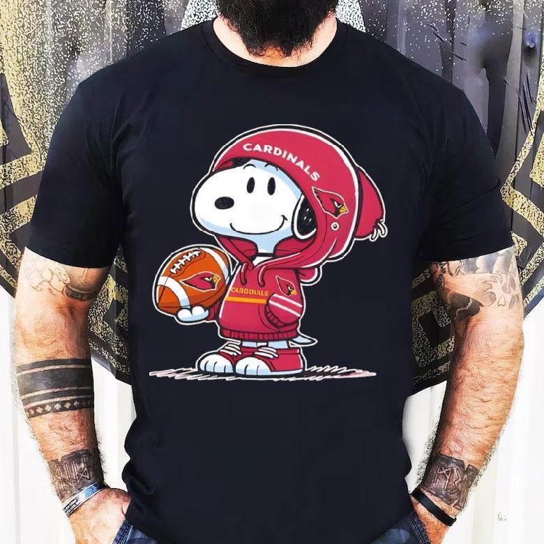 Snoopy Wears Arizona Cardinals Football Shirt Snoopy Wears Arizona Cardinals Football Shirt