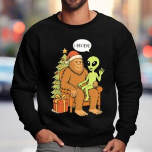 Santa Bigfoot Alien Ufo Paranormal Christmas Sweatshirt