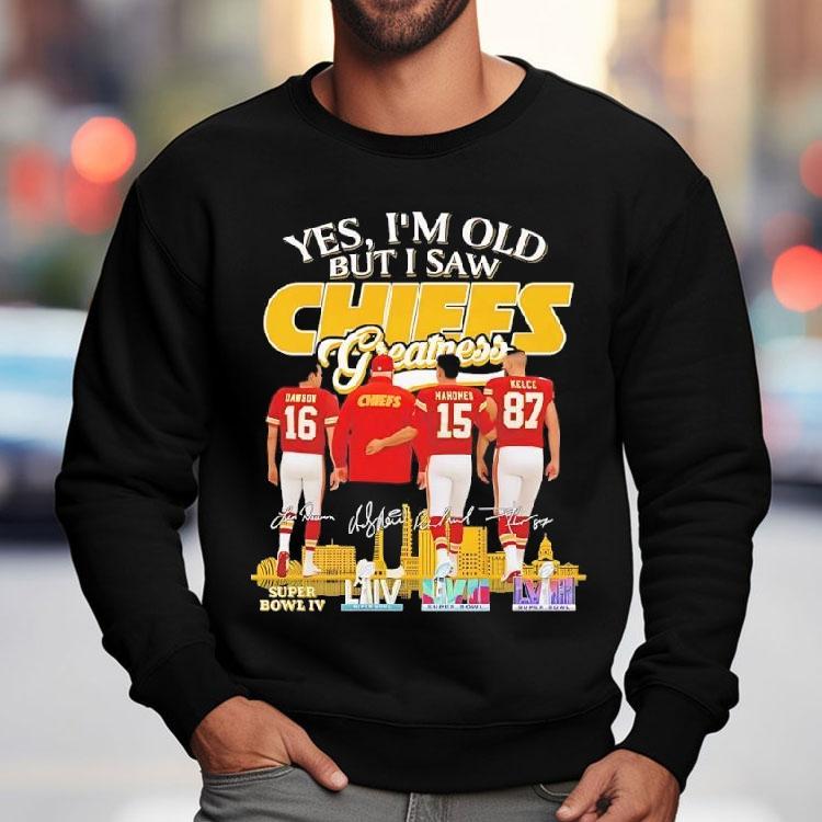 Yes I’m Old But I Saw Kansas City Chiefs Greatness Signatures Featured Players Shirt Yes I’m Old But I Saw Kansas City Chiefs Greatness Signatures Featured Players Shirt